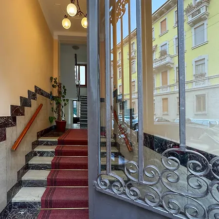 Luxury Design Studio Clefi Apartment *