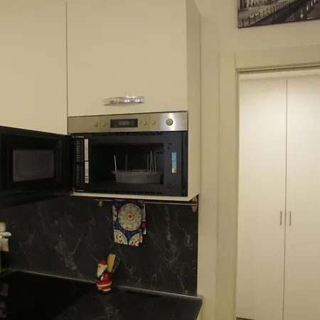 Missori Apartment *