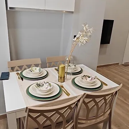 Jonathan - Citta Studi & Porta Venezia - Apartment