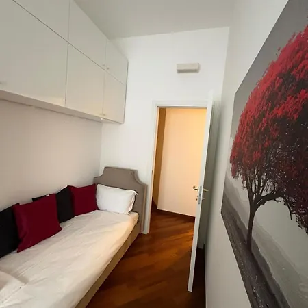 Bocconi - Porta Romana 4 Da Letto Con 2 Bagni Privati מילאנו