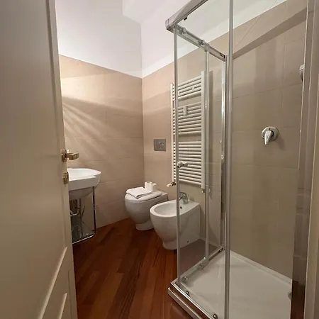 דירה Bocconi - Porta Romana 4 Da Letto Con 2 Bagni Privati מילאנו