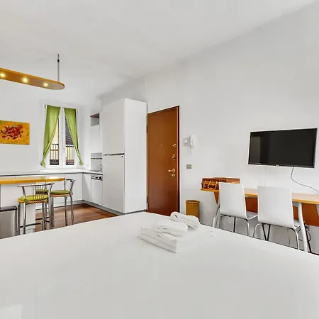 Winter Olympics Naviglio 13 Mailand