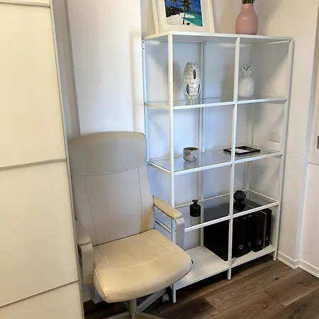 Elegante 80mq Vicino Sempione Apartment *