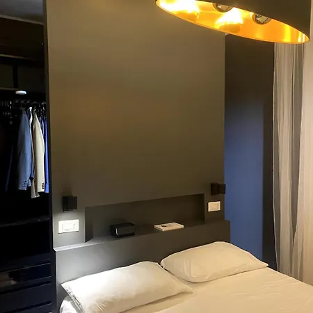 Elegante 80mq Vicino Sempione Apartment *