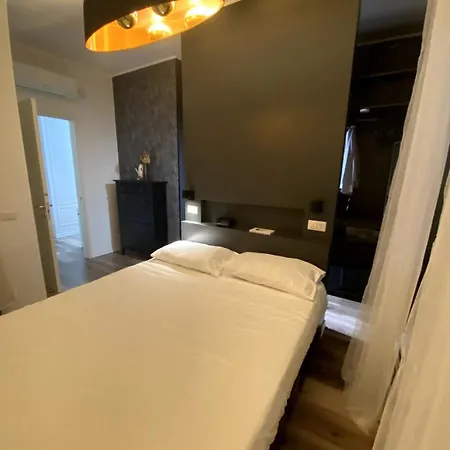 Apartment Elegante 80mq Vicino Sempione