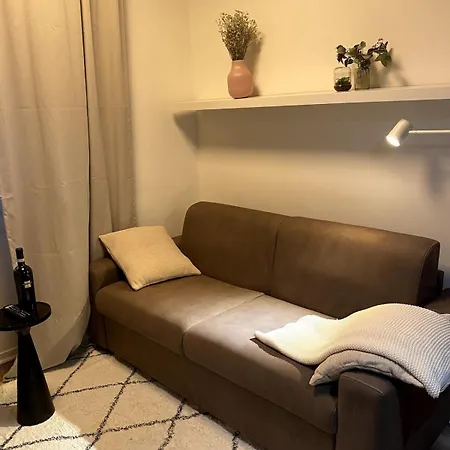 Apartment Elegante 80mq Vicino Sempione