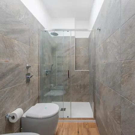 Apartment 2 Min To Metro - 12 Min To Station And Duomo - Quiet