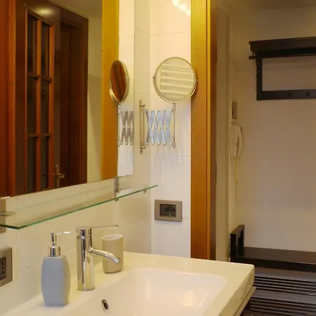 Apartment Bwr - Two-room Near The Station, Venini Mailand