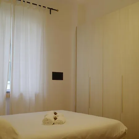 Apartment Bwr - Two-room Near The Station, Venini *