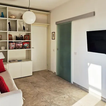 Pier's House - Attico A 3 Chilometri Dal Centro * Milão