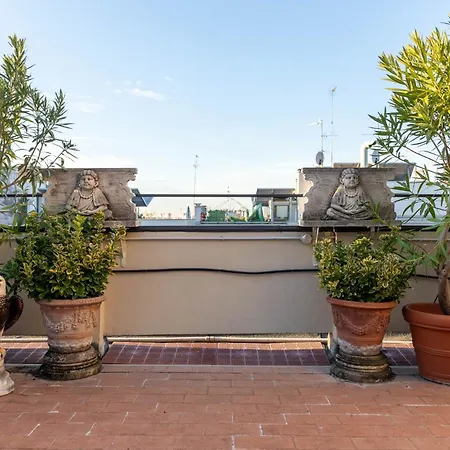 Pier's House - Attico A 3 Chilometri Dal Centro Apartamento