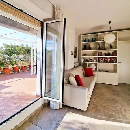 Pier's House - Attico A 3 Chilometri Dal Centro *