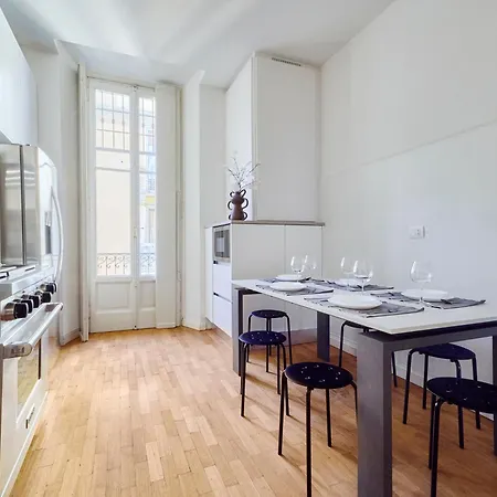 Appartamento Elegante Quadrilocale Conciliazione - Mirable Pm Milano
