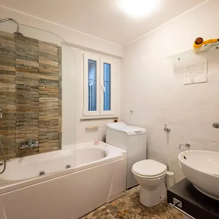 Loveloft Private Jacuzzi & Relax Duomo - Ac Wifi