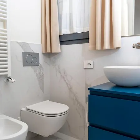 Porta Venezia Stylish Haven Милан