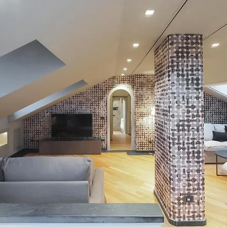 Contempora - Two-level With 2 Terraces In Brera