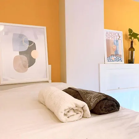 Alloggio in famiglia B&B Pizza Room Twin Room Near Navigli Milan Milano