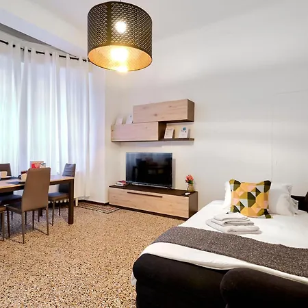 Isola Suite, Urban Retreat In Apartment *