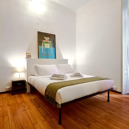 Apartment Isola Suite, Urban Retreat In *