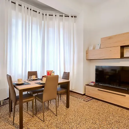 Isola Suite, Urban Retreat In Milan