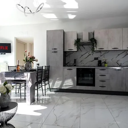 Appartement New With 4 Bedrooms