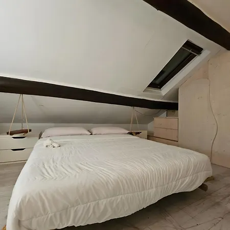 Downtown Loft *