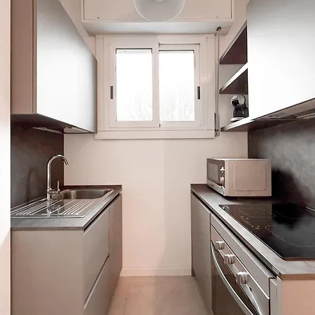 Free Park, 100m From San Siro, Derby Two-room 밀라노