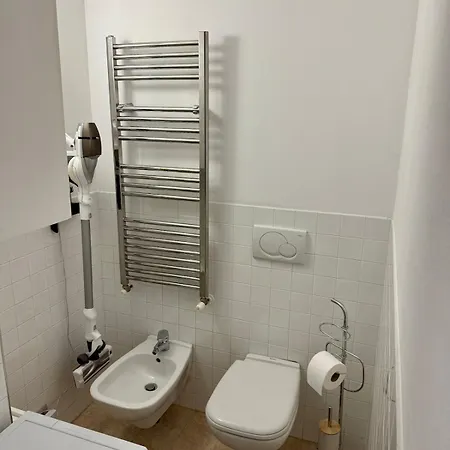 Pierina House A 4 Minuti Dalla Stazione Mediolan