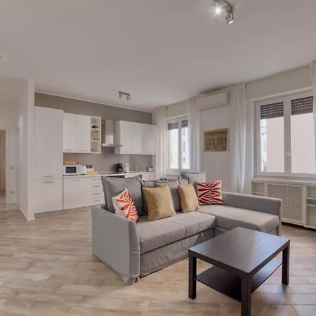 Xenia - Spacious Tworoom In Pt Venezia * 밀라노