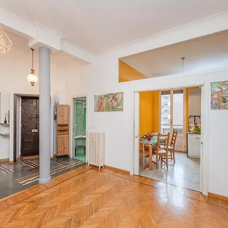 Mondrian Style House * Milan