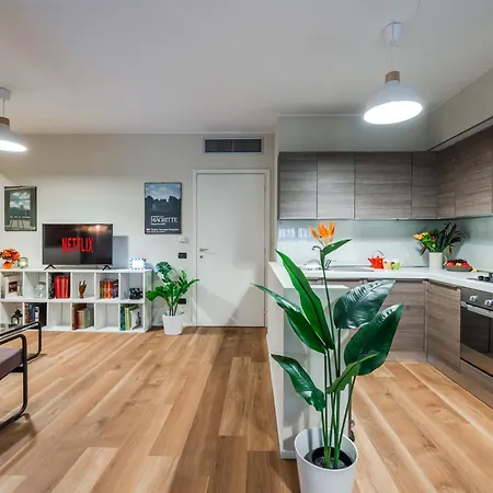 The Baldachin - Navigli Area