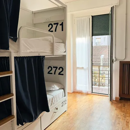 Bovisa Urban Garden بيت شباب