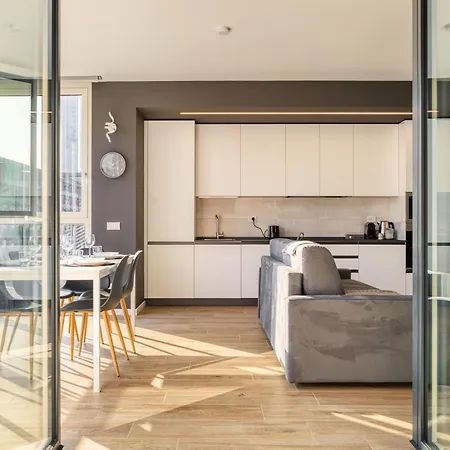 In Financial District 4 Pax Apartament *