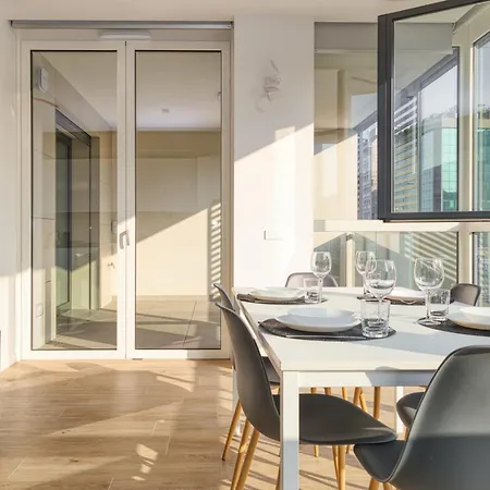In Financial District 4 Pax Apartment Milan