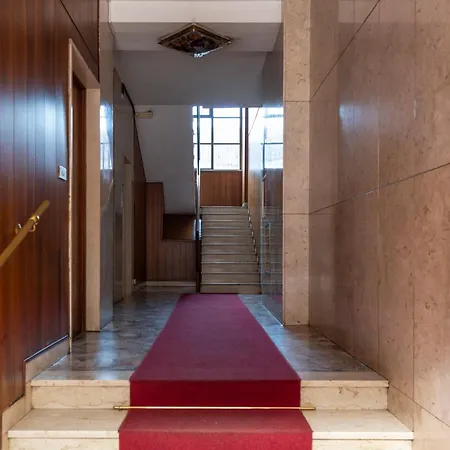 Funky Bilo Sempione 公寓 *