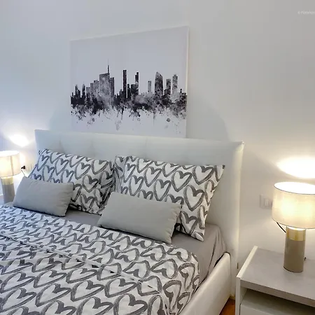 Meravigli 1 - 5 Minuti Dal Duomo 米兰