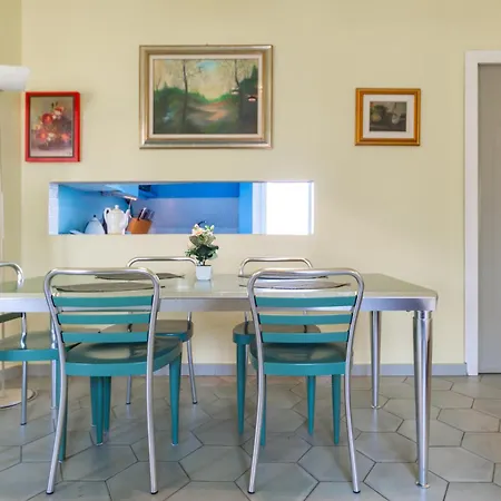 Repubblica-stazione Big House Skyline View 4 Pax Check In H24 Милан