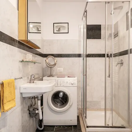 Pavia Flexyrent Ac Milán