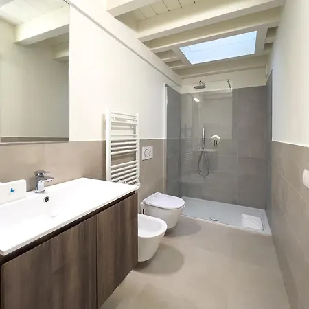 Bright With Terrace And Pool *