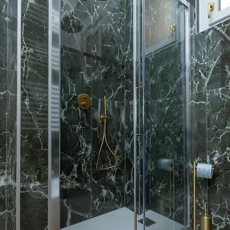 Flower - New Bright In Brera *