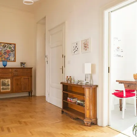 Navigli Harmony Flat, Beautiful & Bright Apartment, 3 Bdr *