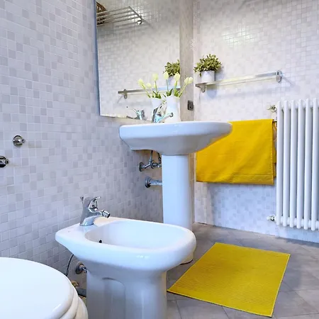 Апартаменты Dimora Maddelena - 20 Mins From Duomo