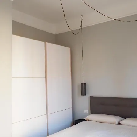 Cozy Renovated Comfort In Isola