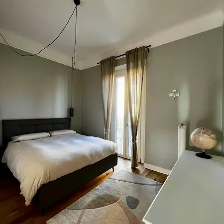 Cozy Renovated Comfort In Isola Apartment *