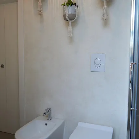 Terrace And Relax - Joseph's - Homy Apartman