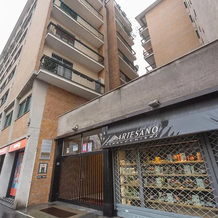 Charming & Bright Near Milan's Fashion District