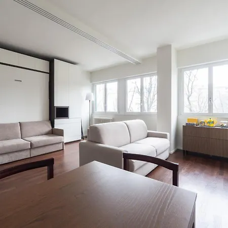 Charming & Bright Near Milan's Fashion District