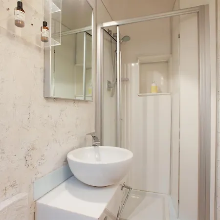 Alessi 13, * מילאנו