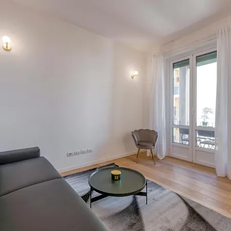 Apartment Royal Centro Moscova *