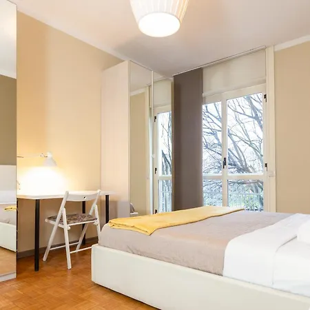 Honey Exclusive - Train Station - Near Center